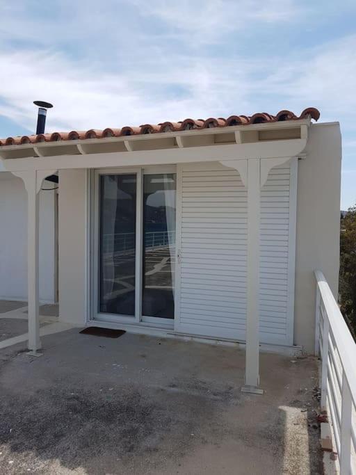 Cute&Quiet Studio Loutraki Esterno foto
